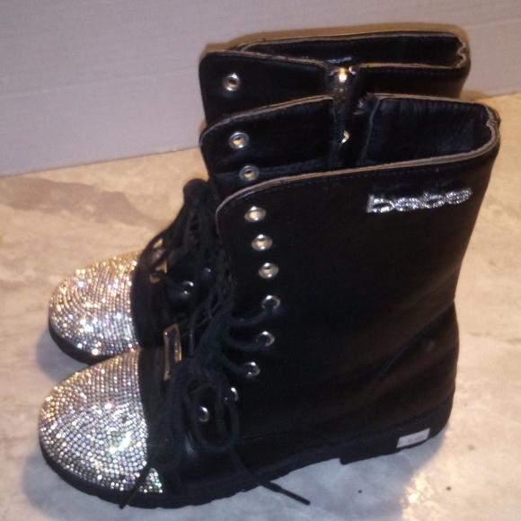 Little girl boots - Picture 2 of 5